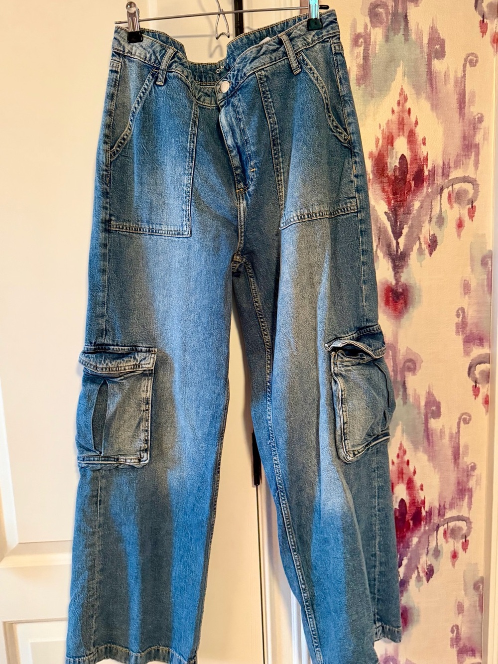 Wide Leg Cargo Jeans 12/31 Size